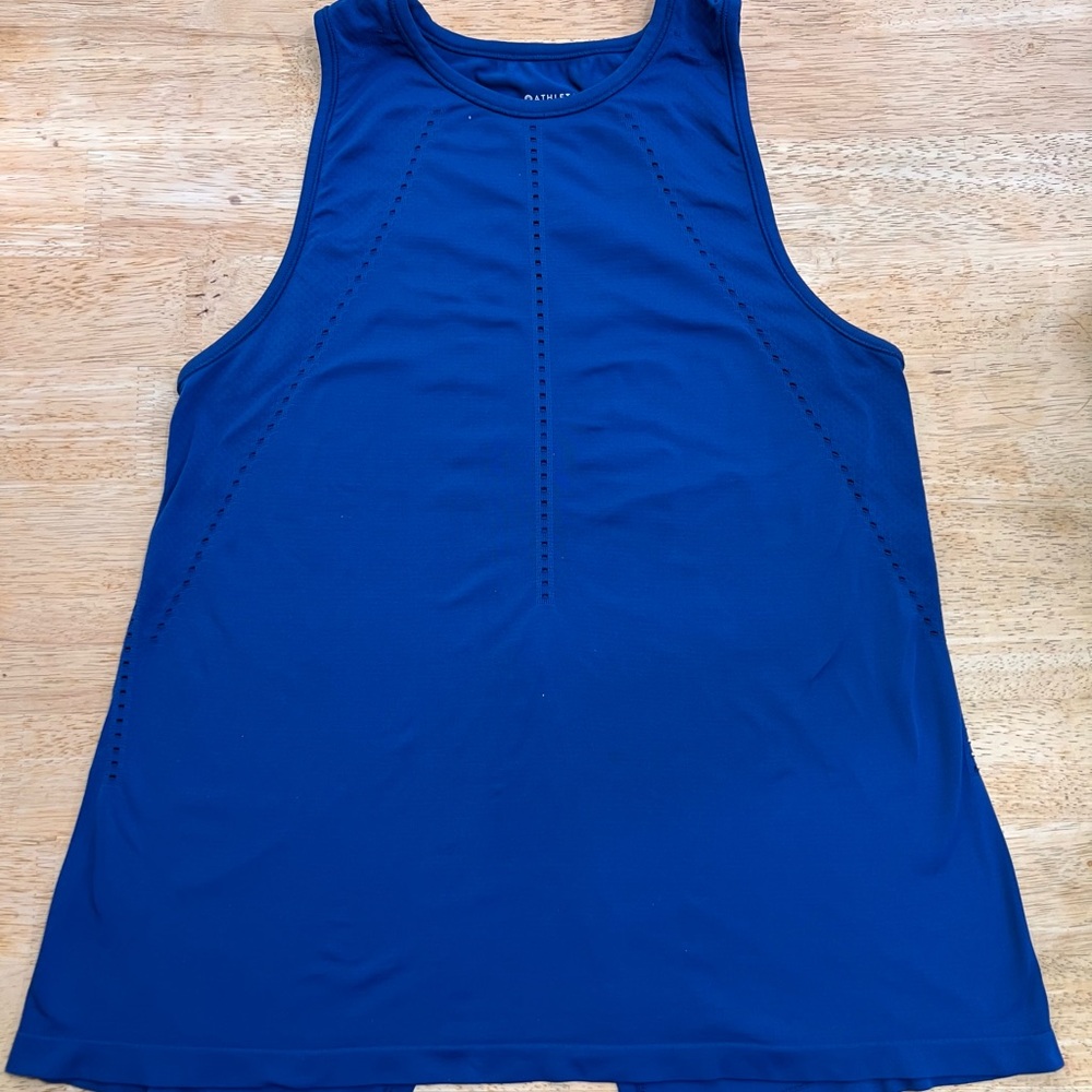 Athleta Foothill Seamless Split Tie Back Perforated Stretch Tank Top-Blue-Small